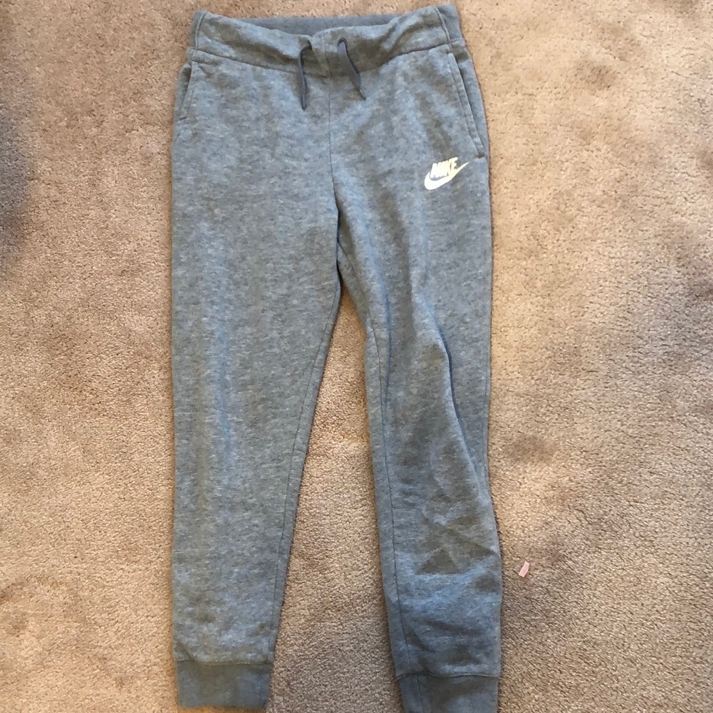 Girls Gray Nike Sweat Pants